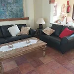 Casa Lares * Casas de Don Pedro