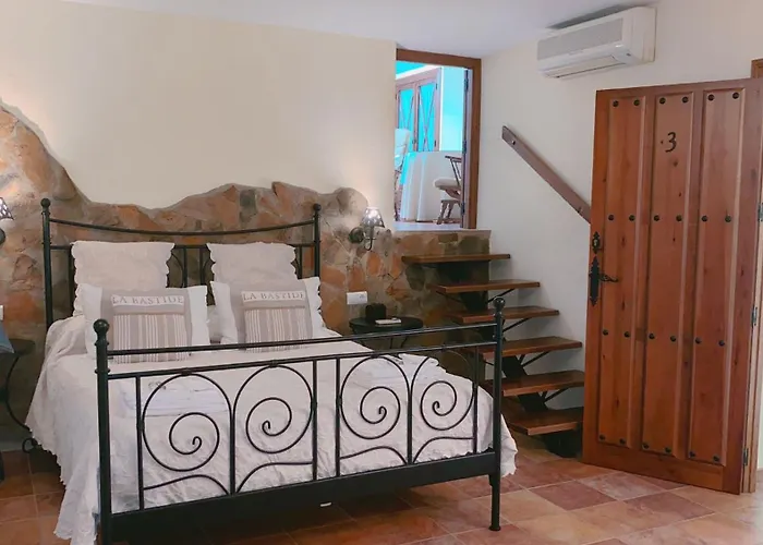 Casa Lares * Casas de Don Pedro