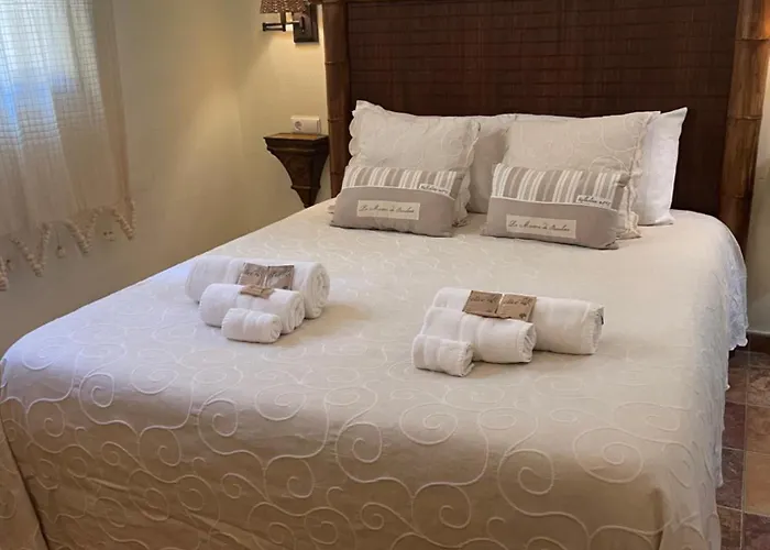 Casa Lares * Casas de Don Pedro